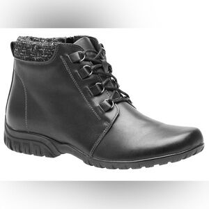 Propet Delaney black leather ankle boots size 9 extra extra wide